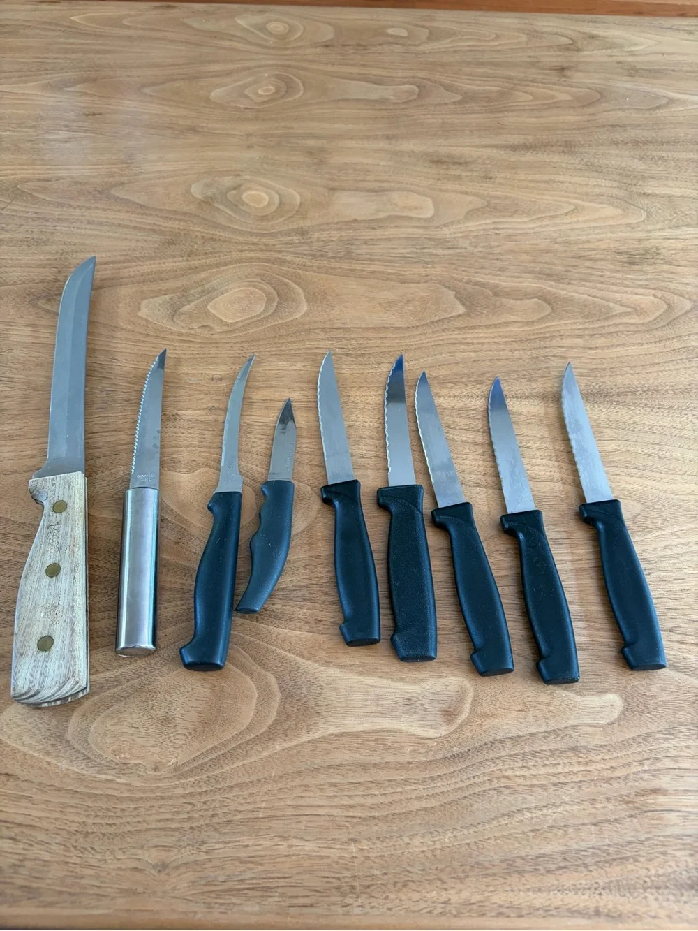 9 knives